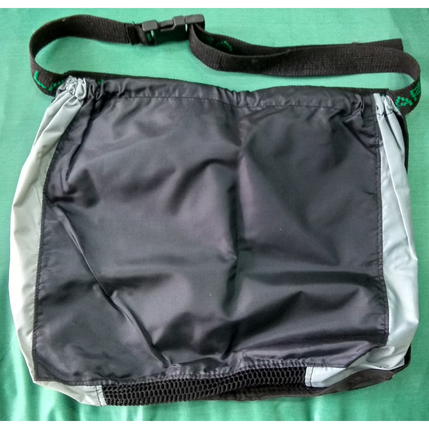 ΨΑΡΟΣΑΚΟΥΛΑ  45χ36 cm